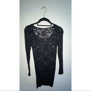 black long sleeve lace talula aritzia dress